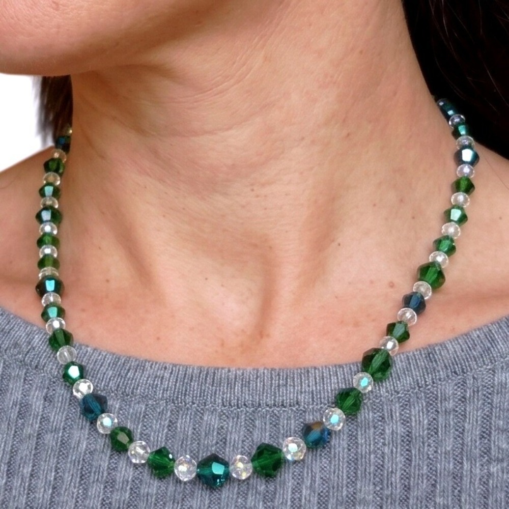 Vintage Emerald Green AB Aurora Borealis Glass Crystal Bead Strand Necklace